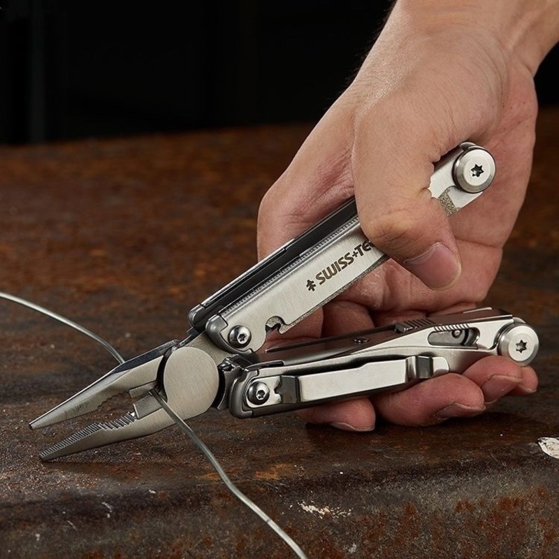 Hunting Camp Outdoor Supplies - SWISS TECH 18in1 Multitool Dolding Tang